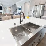 Top Four Signs You Need to Invest in New Kitchen Faucets