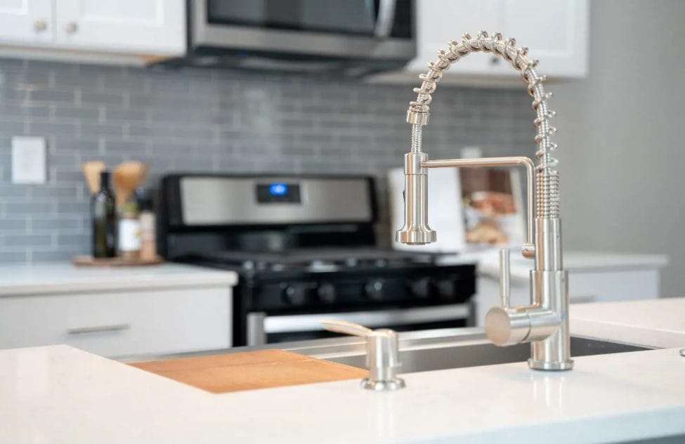 Common malfunctions of an aging kitchen faucet