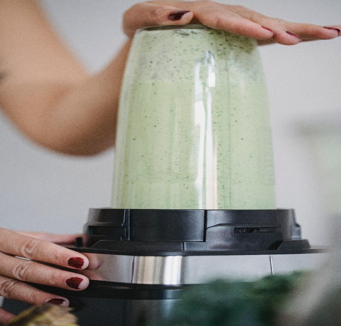 Never Put These 10 Things in Your Portable Mini Blender